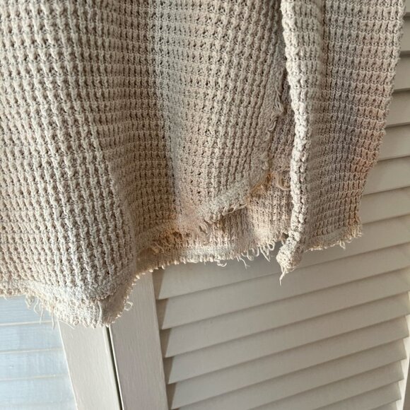 Free People Sunrise Cold-Shoulder Waffle Knit top sweater oatmeal small - Picture 4 of 9